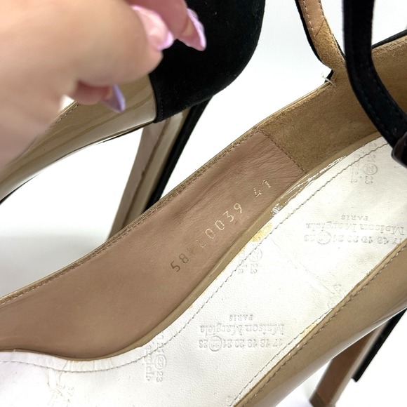 Maison Margiela Nude & Black T-Strap Patent‎ Leather Heels Sz 41 Italy Stilettos - Picture 11 of 12
